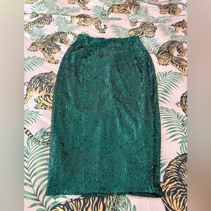 Alexia Admor knee length slit sequined green skirt lined 2